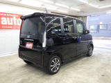車内もキレイで嫌なニオイもありません。