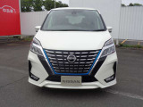 セレナ 1.2 e-POWER ハイウェイスター V 