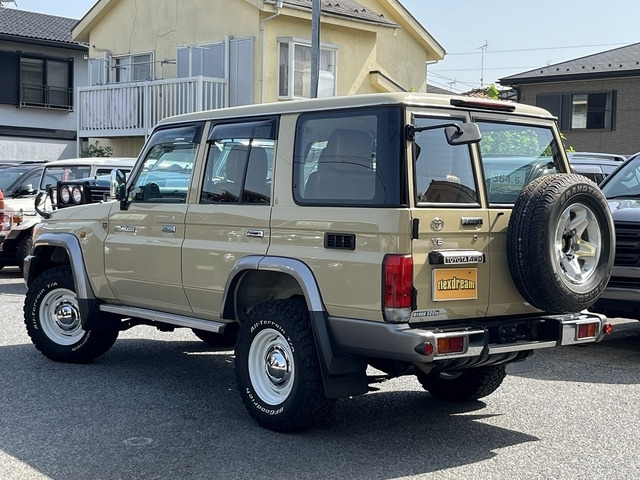 トヨタ ランドクルーザー70 の中古車詳細 (54,000km, ベージュ, 埼玉県