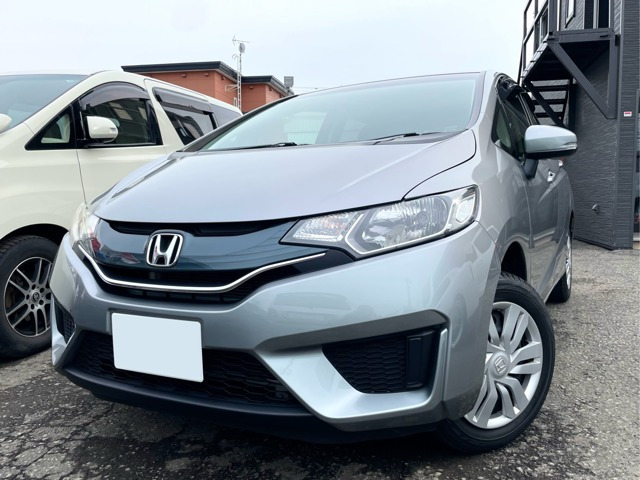 フィット1.3 13G Fパッケージ 4WD