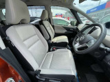 セレナ 1.2 e-POWER ハイウェイスター V 