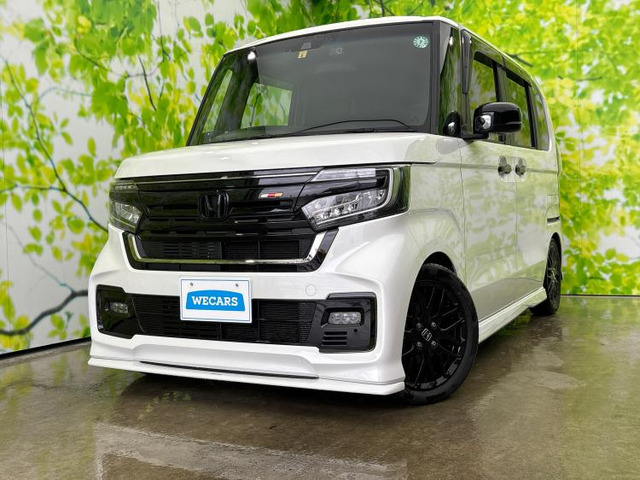 N-BOXカスタム L ターボ スタイルプラス ブラック 4WD 
