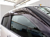 当店ではスポーツグレードや人気車種・上級グレードを主に仕入れ強化しております!中古車でお買い得感あるお車展示中となっておりますのでお客様のご来店、お見積もり依頼お待ちしております。