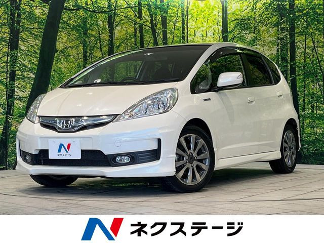 フィットハイブリッド 1.5 RS 