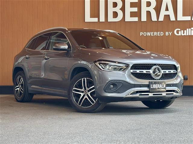 GLAクラス GLA200d 4マチック 4WD 本革シート