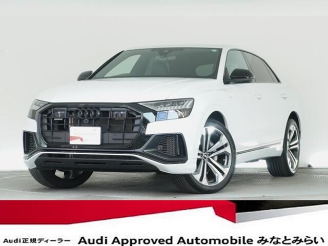 Q8 55 TFSI クワトロ デビューパッケージ ラグジュアリー 4WD 