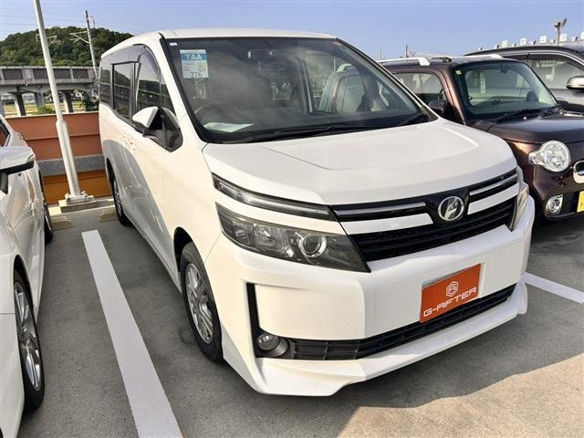 ヴォクシー 2.0 V 純正9型ナビBカメラTV両側電動LED7人乗