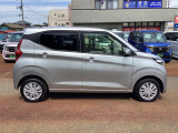 ご成約のおクルマ全て、エンジンオイルを交換してご納車させていただきます!また、点検時に消耗品の状態確認も行い必要に応じて新品交換させていただきます!