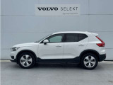 XC40 B4 AWD モメンタム 4WD 