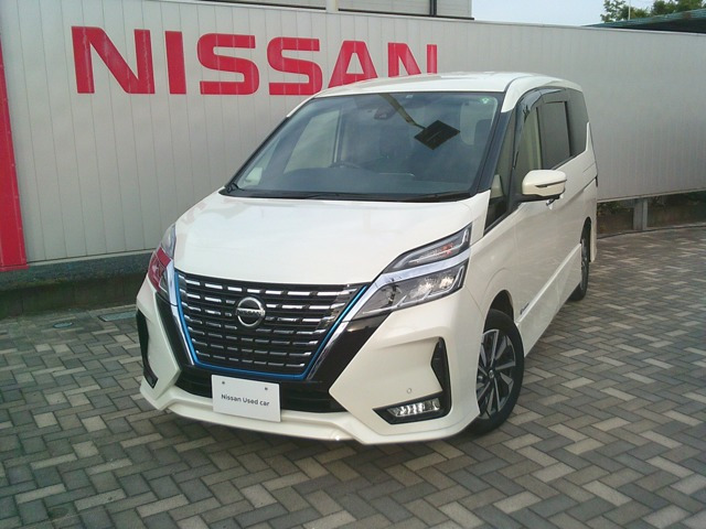 セレナ 1.2 e-POWER ハイウェイスター V 