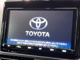 【大画面ナビ】人気の大型9インチナビを装備。存在感のある大画面はインパクト大!ナビ利用時のマップ表示は見やすく、テレビやDVDは臨場感がアップ!いつものドライブがグッと楽しくなります♪