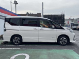 セレナ 1.2 e-POWER ハイウェイスター V 