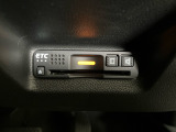 有料道路のレーン通過に便利なETC車載器を装着しています。ご利用にはセットアップが必要となります。
