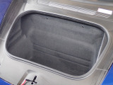 130L格納可能トランクは、長期旅行や手軽なドライブでも多くのお荷物を載せることができます。