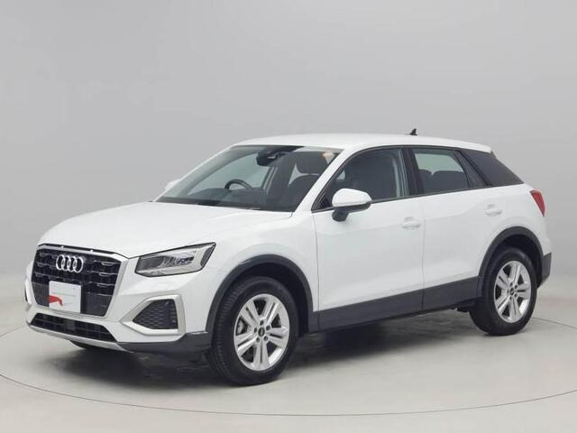 Q2 35 TFSI アドバンスド 