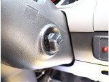 【車屋】として、長く車業界に従事した経験豊富なスタッフが多数在籍しております。