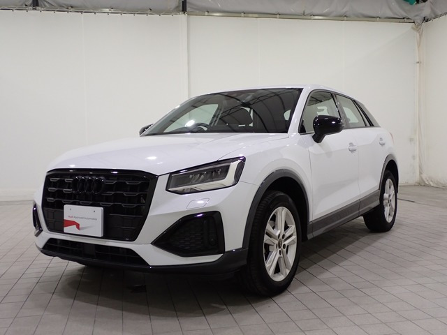 Q2 35 TFSI アドバンスド 