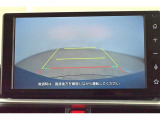 バックガイドモニターで、後方を確認しながら安心して駐車することができます。運転初心者も熟練者も必須の機能ですよ!