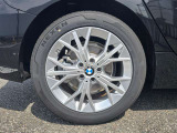 右後リヤ 205/55R17