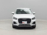 Q2 35 TFSI アドバンスド 