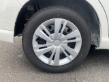 バックカメラ付きなので駐車も安心♪