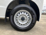 タイヤはスチールホイールです☆
