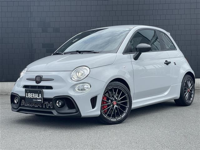 アバルト695 コンペティツィオーネ 5MTワンオーナー