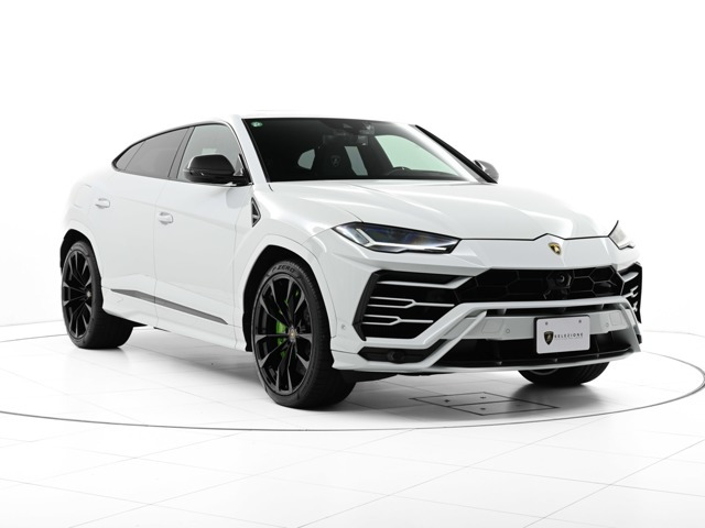ウルス 4.0 4WD 
