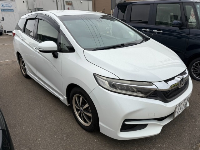 シャトル 1.5 G ホンダセンシング 