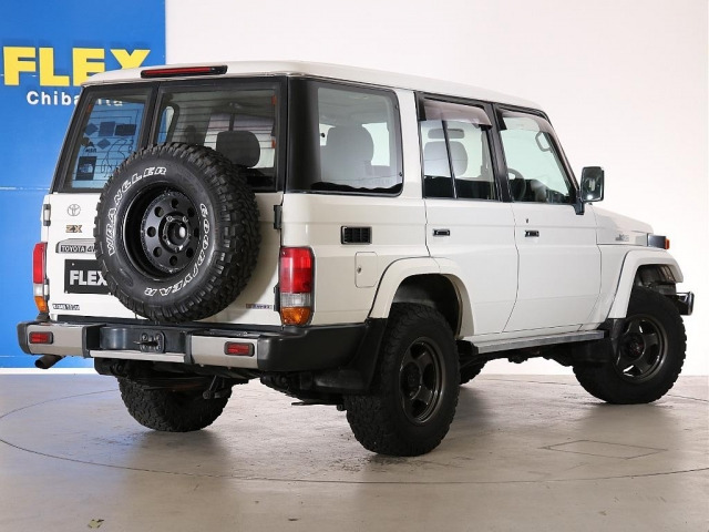 トヨタ ランドクルーザー70 4.2 ZX ディーゼル 4WD の中古車詳細