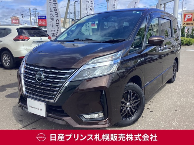 セレナ 2.0 ハイウェイスター V 4WD 