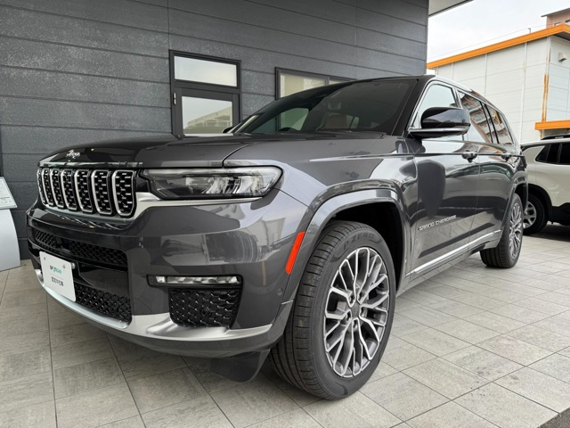グランドチェロキーL サミット リザーブ 4WD 