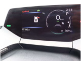 他にお好みのアルミホイールやエアロパーツやナビや革調シートカバーやフリップダウンモニターなどの取り付けもお気軽にご相談ください。ガラスポリマー3万〜承ります。