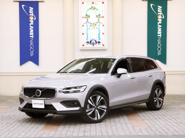 V60クロスカントリー アルティメット B5 AWD 4WD 