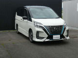 セレナ 1.2 e-POWER ハイウェイスター V 