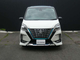 セレナ 1.2 e-POWER ハイウェイスター V 