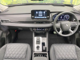 アウトランダー PHEV 2.4 P 4WD 