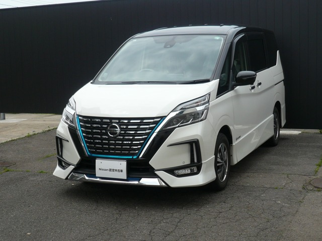 セレナ 1.2 e-POWER ハイウェイスター V 