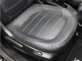 禁煙車ですので焦げや臭いなどはございません。気持良くお乗り頂けます。