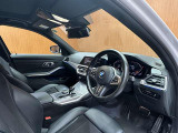 3シリーズセダン 320d Mスポーツ 4WD 本革シート