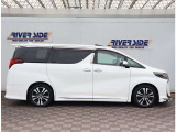 神奈川でお車を探すなら リバーサイド 。当店では在庫数800台展示中となります。残価設定型ゴジュッパローンをメインで販売しており月々のお支払いをお安く高年式車を乗りたい方へ是非ご検討ください。