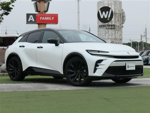 クラウンスポーツ 2.5 Z E-Four 4WD 本革シート