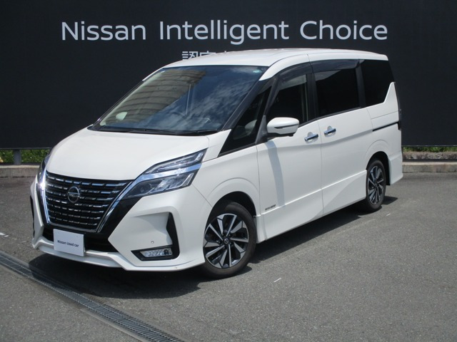 セレナ 2.0 ハイウェイスター V 