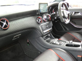 Aクラス AMG A45 4マチック 4WD 