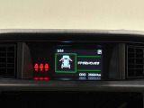 4.2インチの高精細な液晶に,ウオーニングやメンテナンスなどの運転情報を表示してくれるTFTカラーマルチインフォメーションディスプレイ。