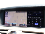 『1台』のお車に対して、3名体制で日々議論を重ね仕入れを行っております。