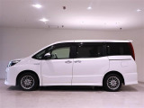 ノア 1.8 ハイブリッド Si W×B