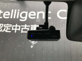 いまや装着率がグングン伸びてるドライブレコーダも付いてます!事故やあおり運転の強い味方『ドラレコ』を使って安心できるカーライフを楽しんでください★