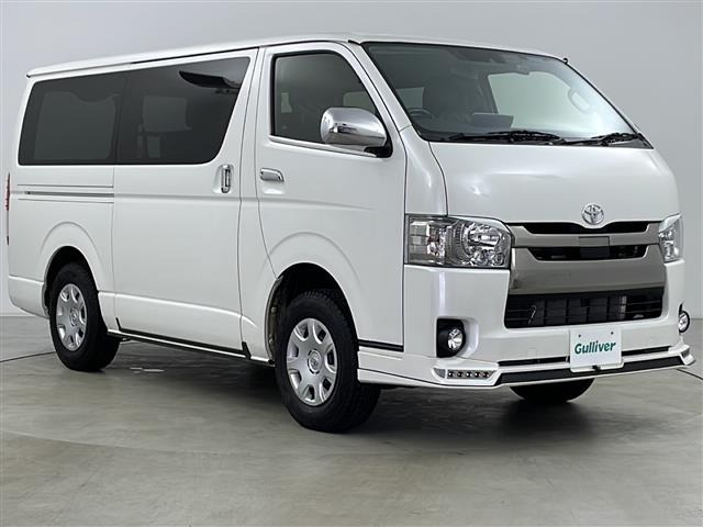 ハイエースバン 2.8 スーパーGL ディーゼル ダーク プライム 4WD ワンオーナー