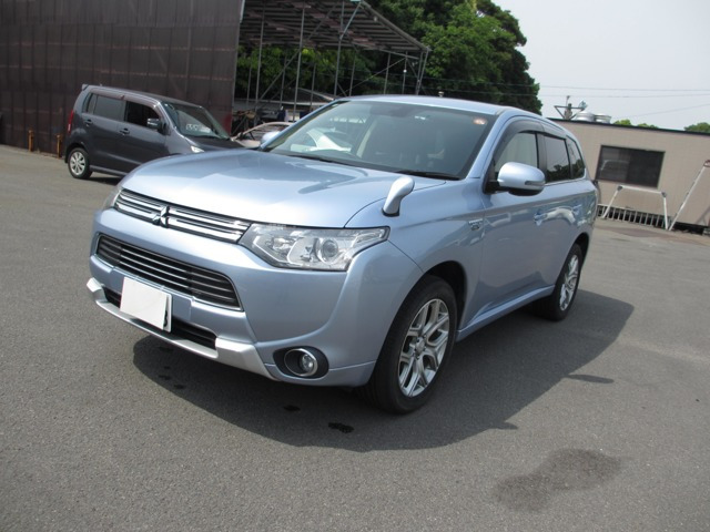 アウトランダーPHEV 2.0 G セイフティパッケージ 4WD 